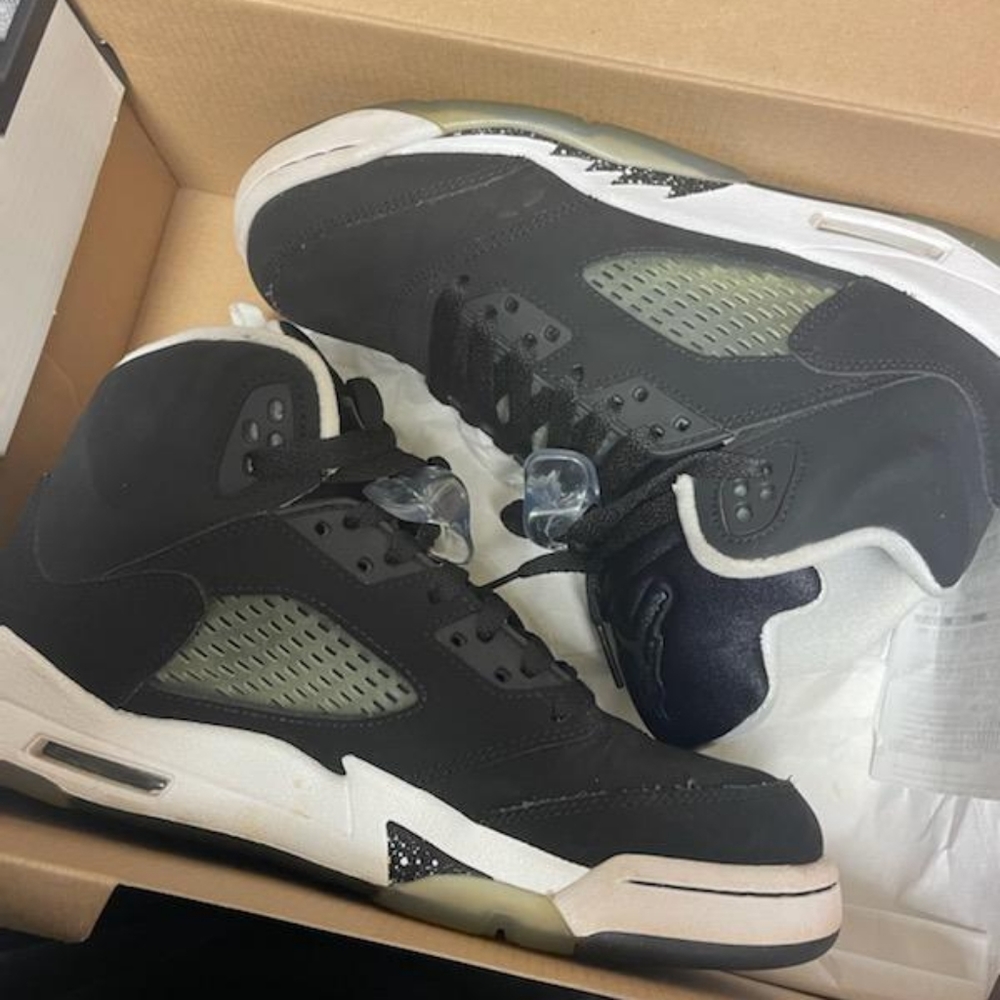 Oreo Air Jordan 5, Gradeschool size 6.5Y, released in 2013.